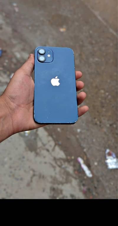 Apple iPhone 12