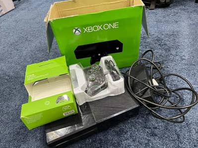 Xbox One, Good Condition - Minimally used