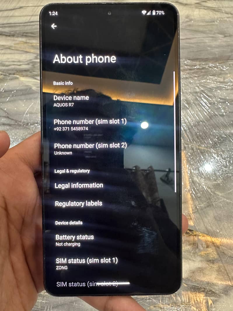 Sharp Aquos R5G 3