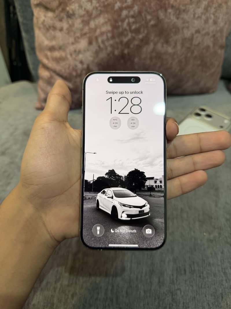 iPhone 15 Pro 6