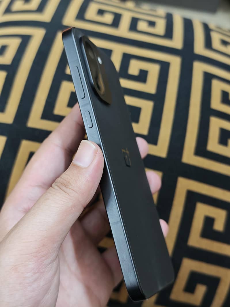 One Plus 15R 4