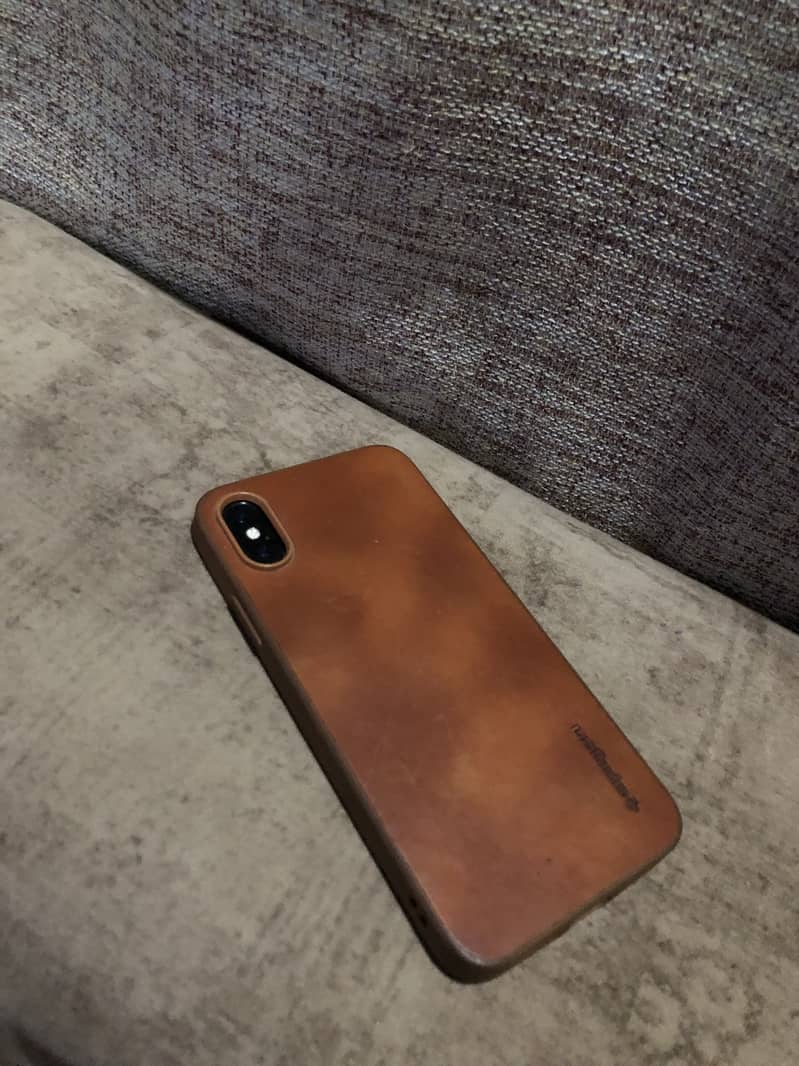 Apple iPhone X 3