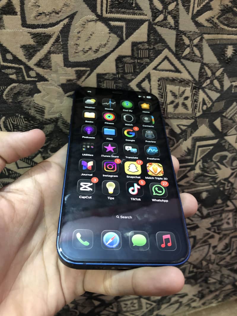 Apple iPhone 12 2