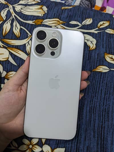 Apple iPhone 15 Pro Max