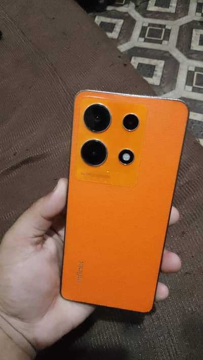 Infinix Note 30