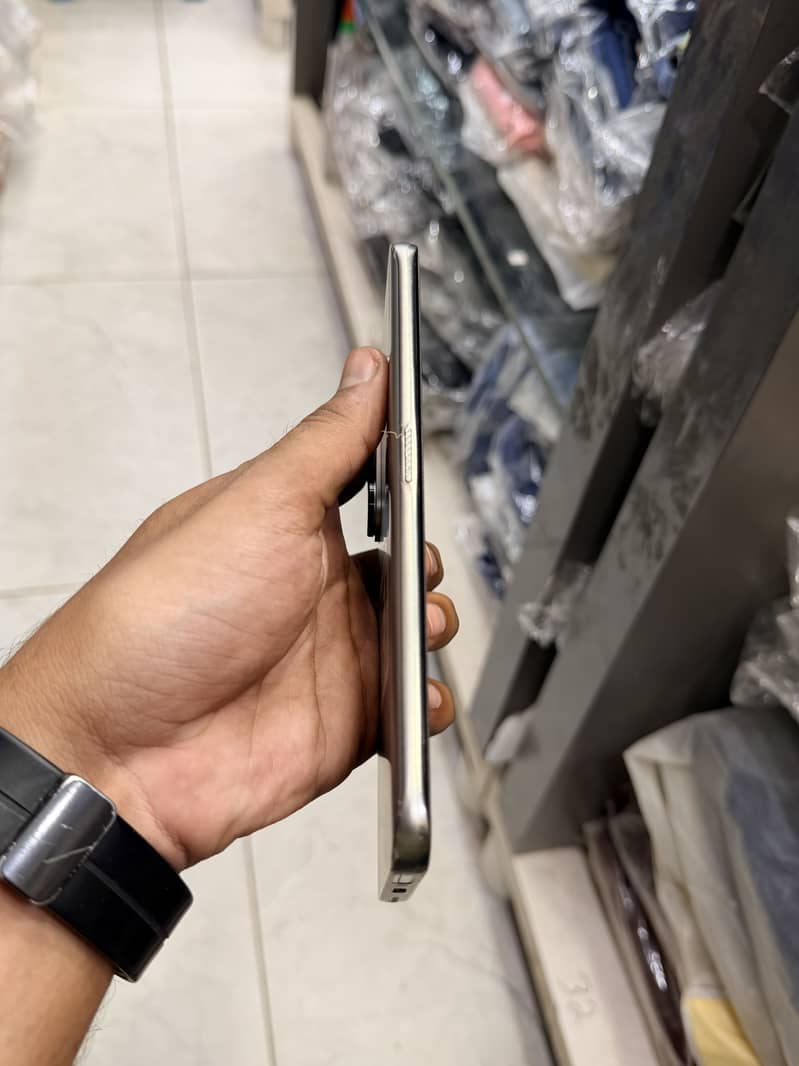 Camon 50pro 0