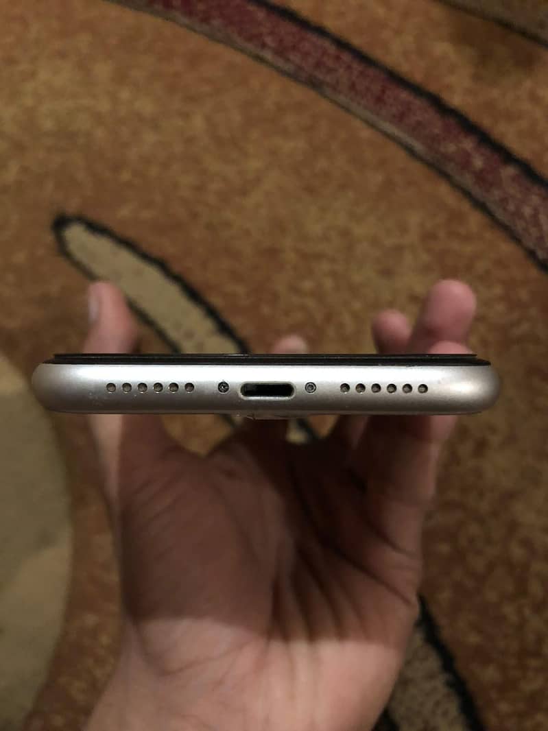 iphone 11 4