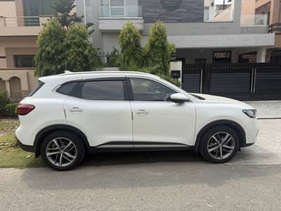 MG HS 2021