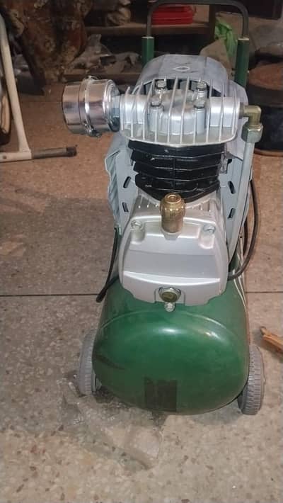 Coleman Air compressor Japanese engine brand new