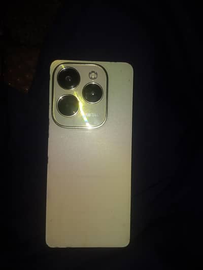 Infinix Hot 40