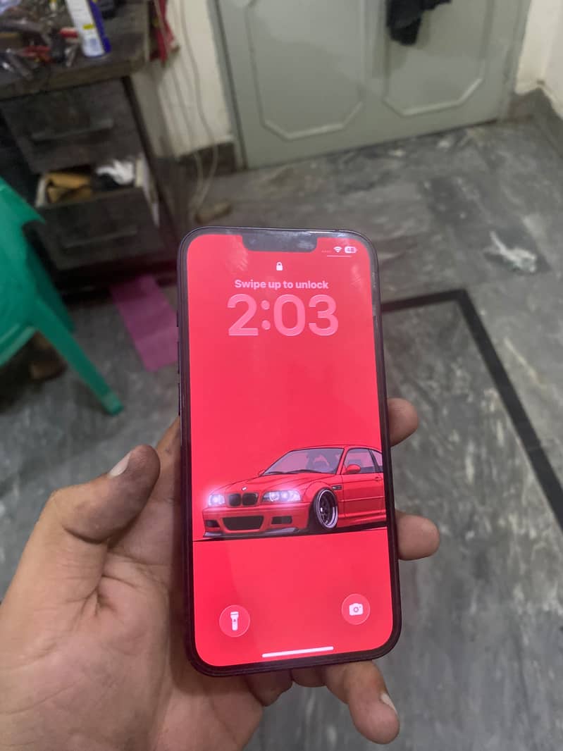 Apple iPhone 13 0
