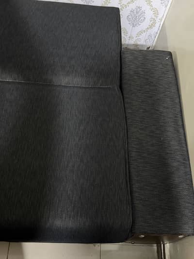 Medicated Sofa come bed