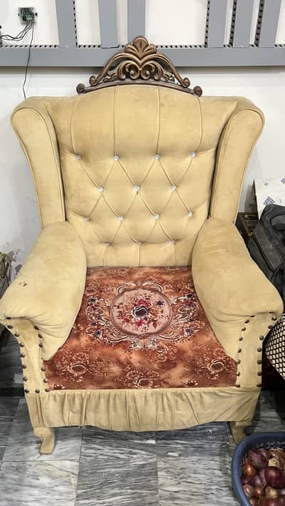 Sofa for sale 5 seater  urgent sale