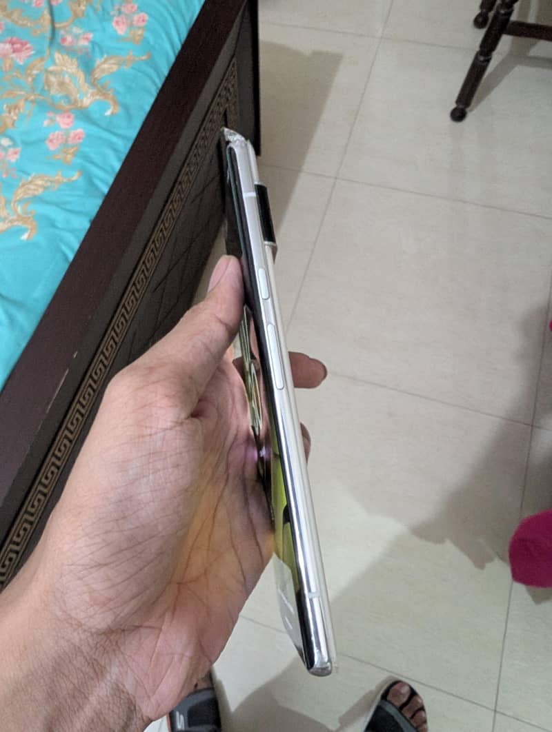 Google Pixel 6 Pro 2