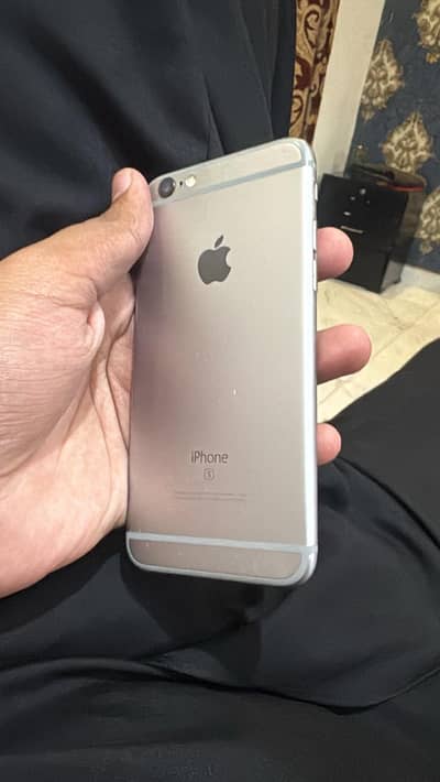 Apple iPhone 6S