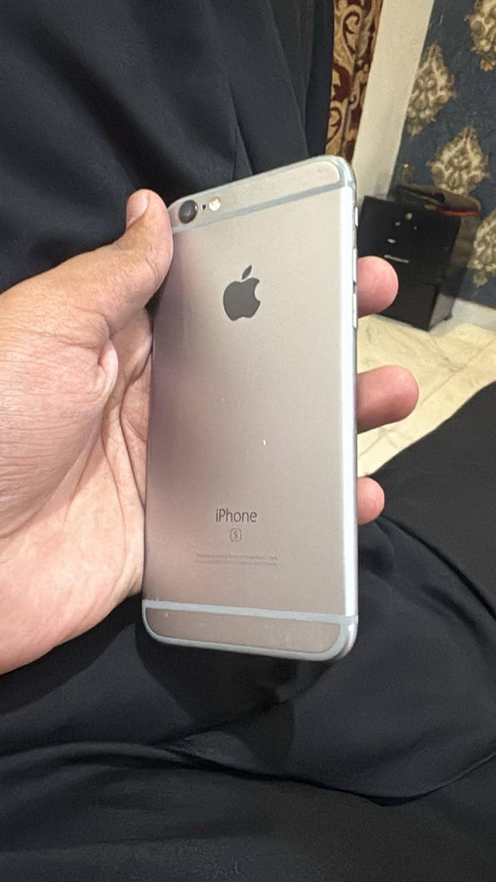 Apple iPhone 6S 0