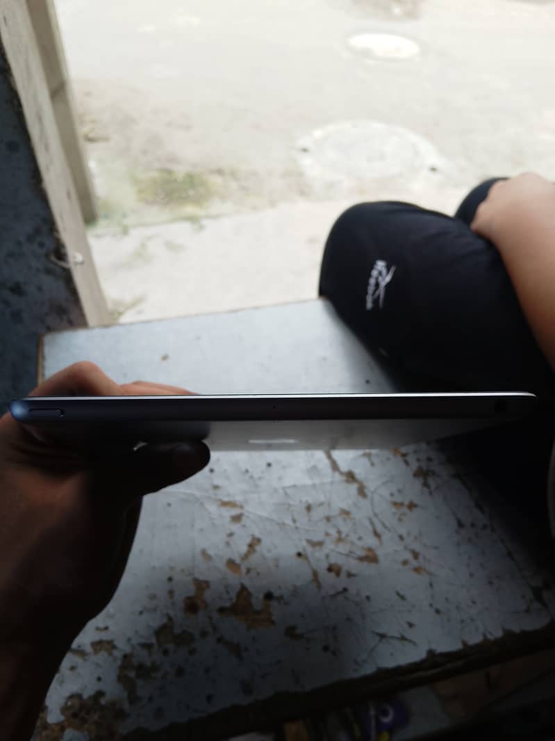 Ipad 6th generation 0