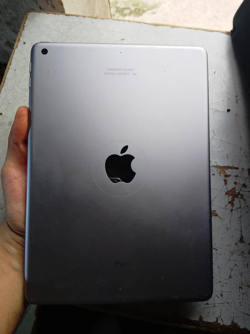 Ipad 6th generation 4