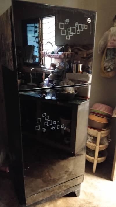 Refrigerator
