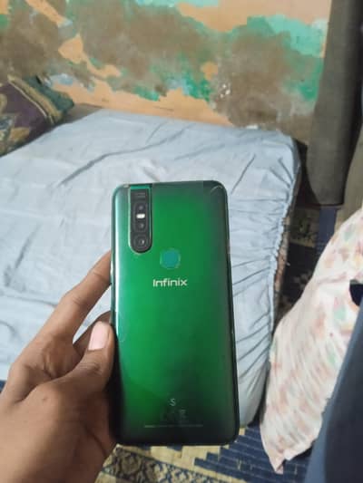 Infinix S5 Pro 4gb64. . .
