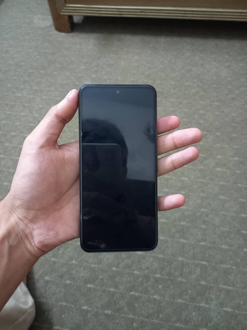 Google Pixel 8 2