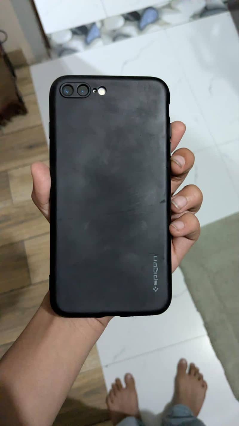 Apple iPhone 8 Plus 2