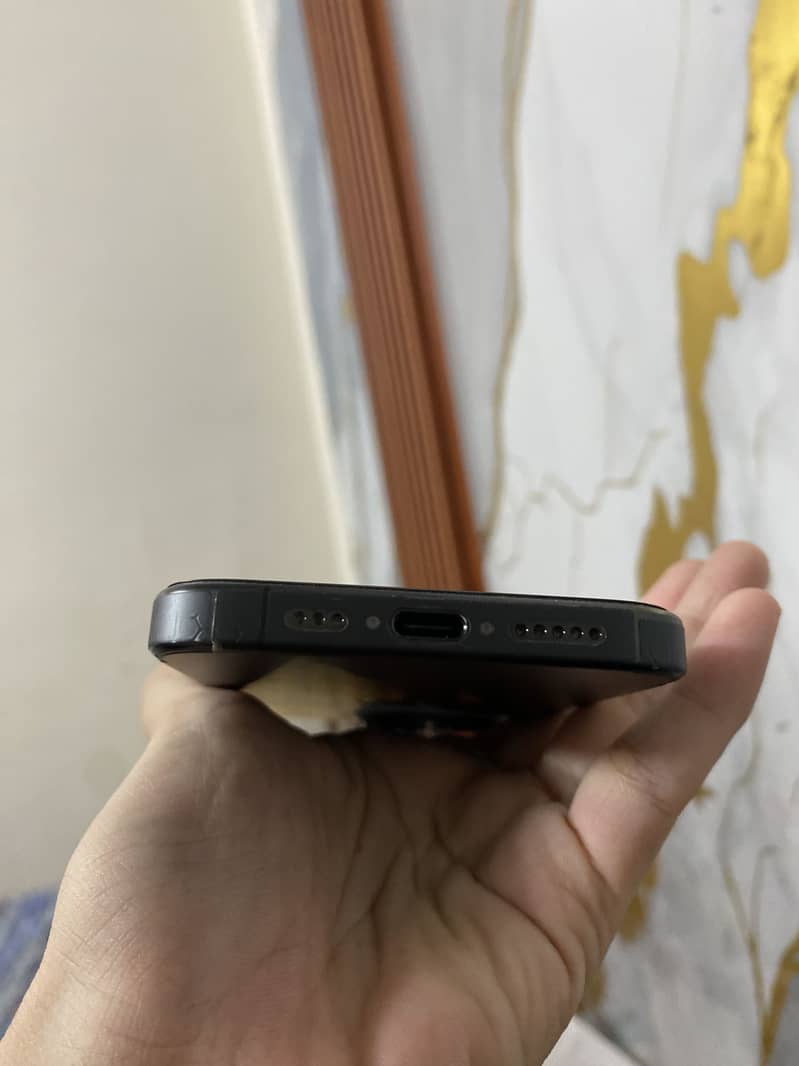 Apple iPhone 15 Pro 5