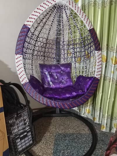 hinging chair