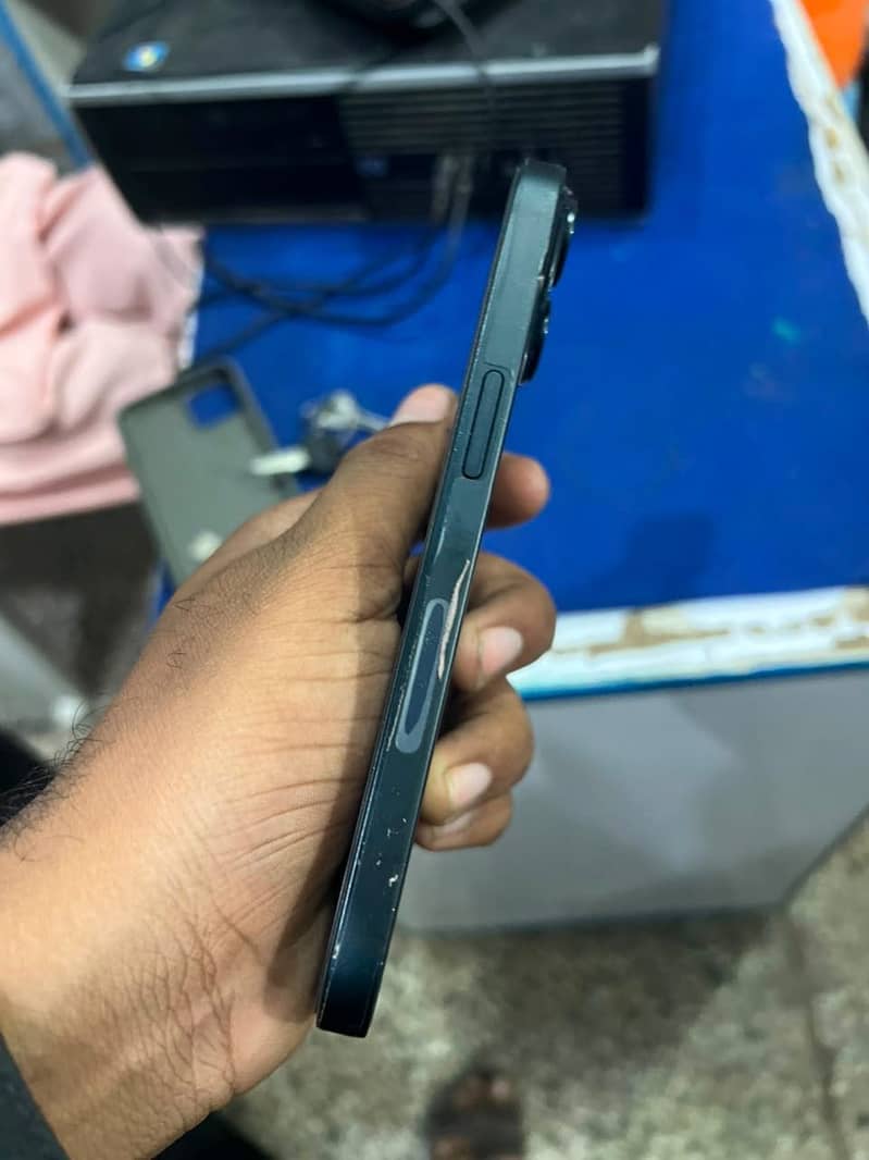 Apple iPhone 14 6