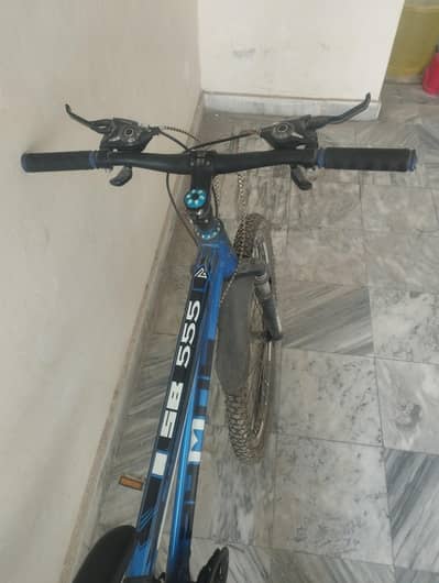 Full-Size Bicycle – Used for 2 Months – Excellent Condition