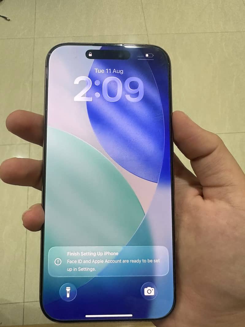 Iphone 16 Pro max 6