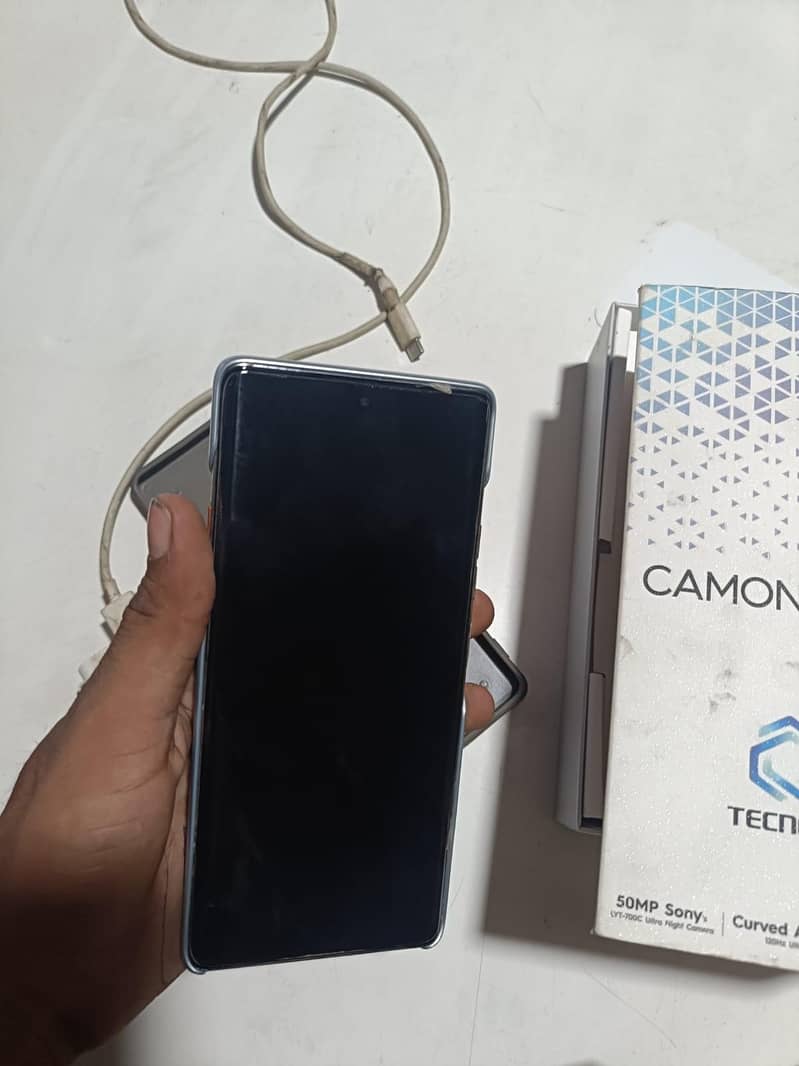 Tecno CAMON 40 Pro 3