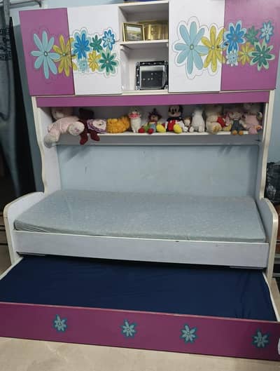 Sliding option bed with storage