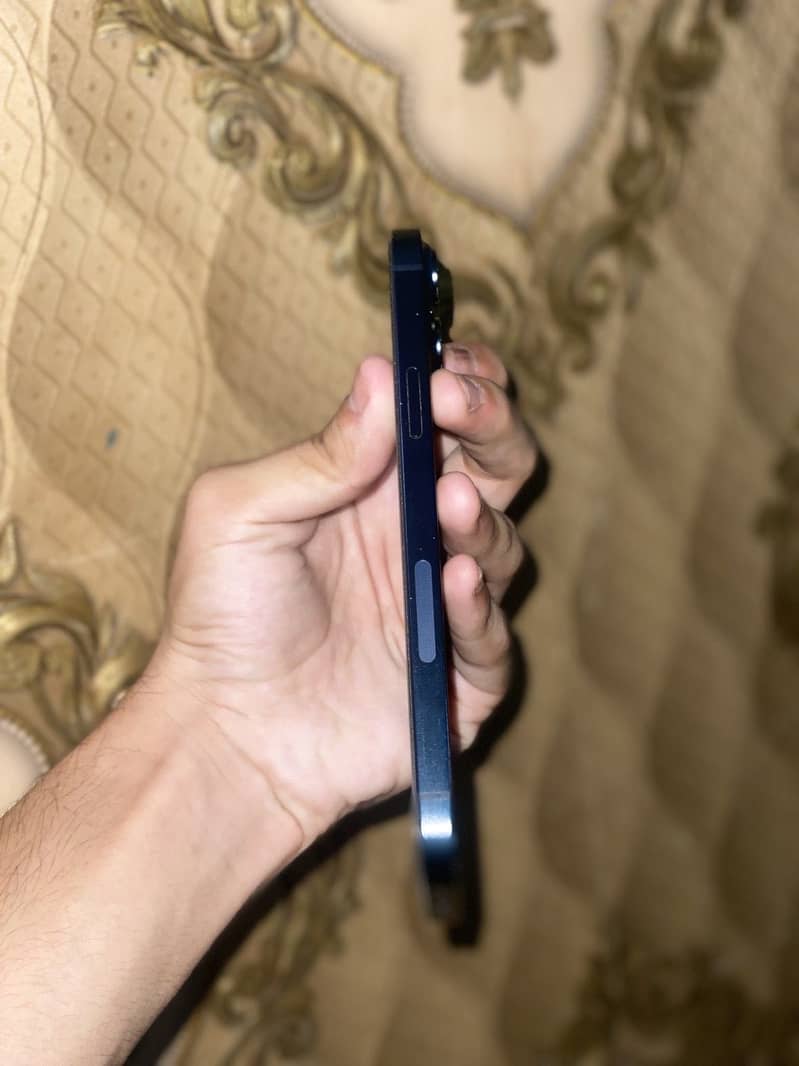 Apple iPhone 14 plus 2