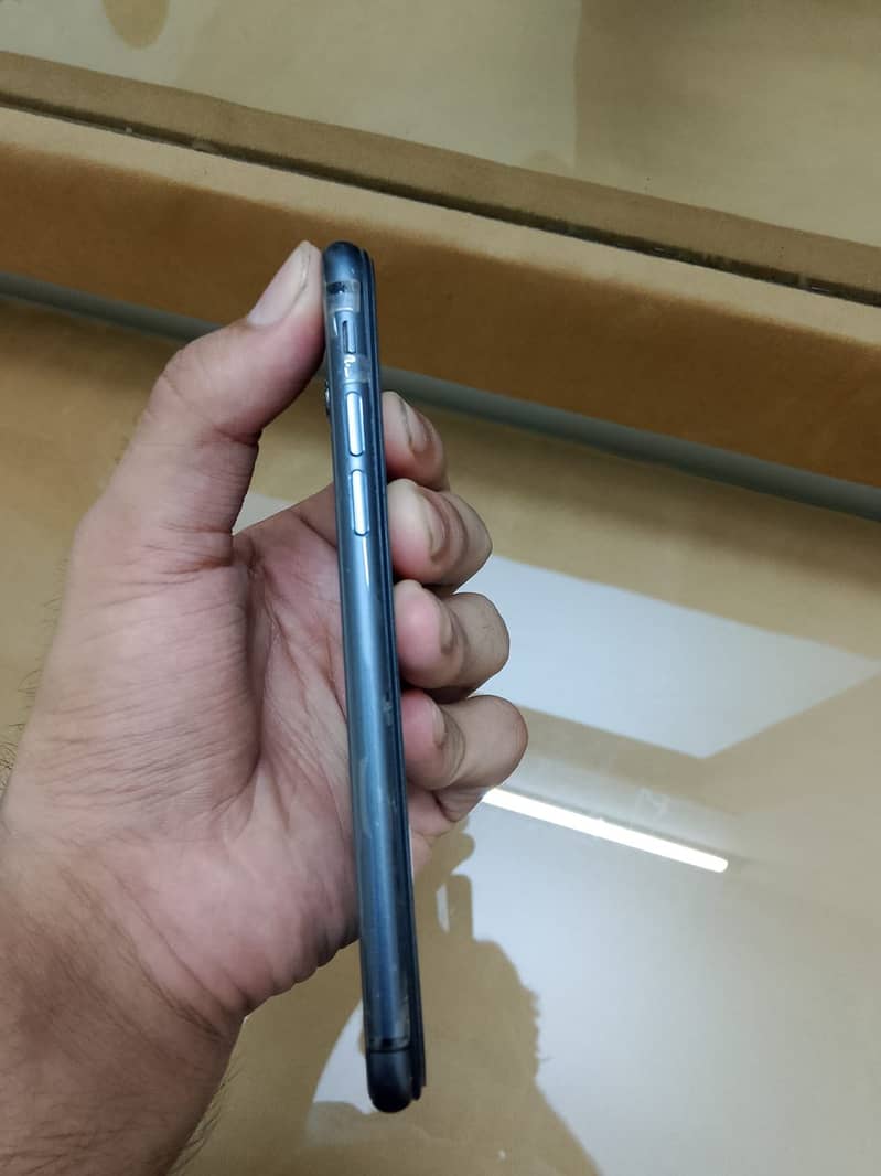 Apple iPhone 8 2