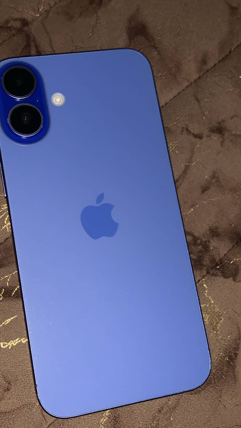 Apple iPhone 16 Plus 3