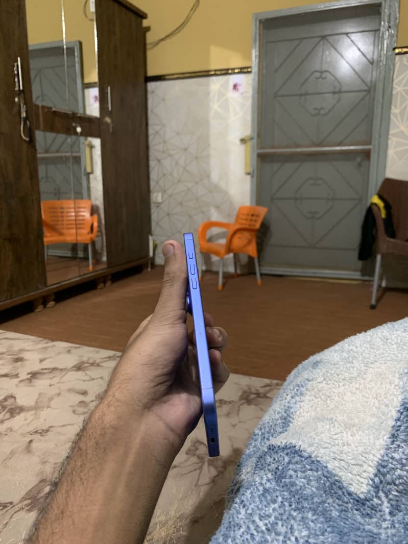 Apple iPhone 16 Plus 5