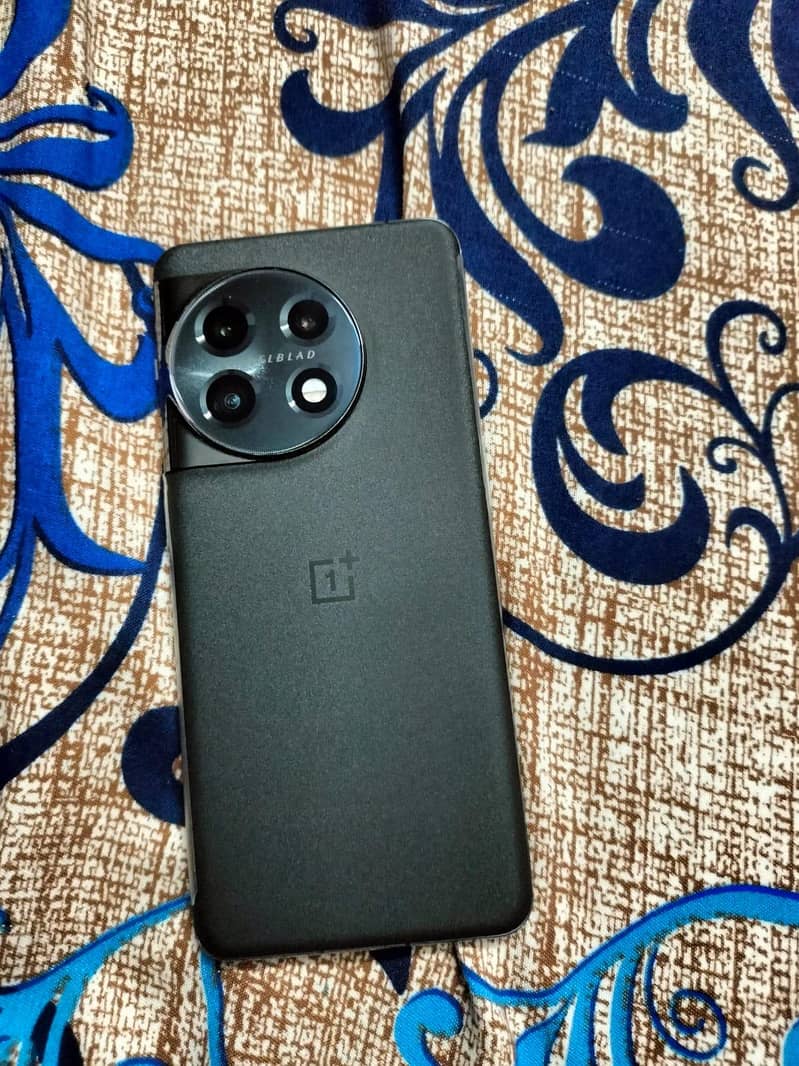 One Plus 11 1