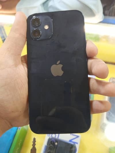 Apple iPhone 12