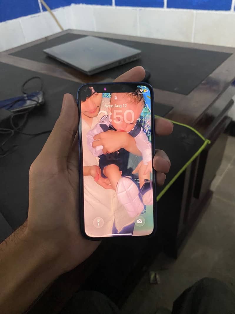 Apple iPhone 12 mini 3