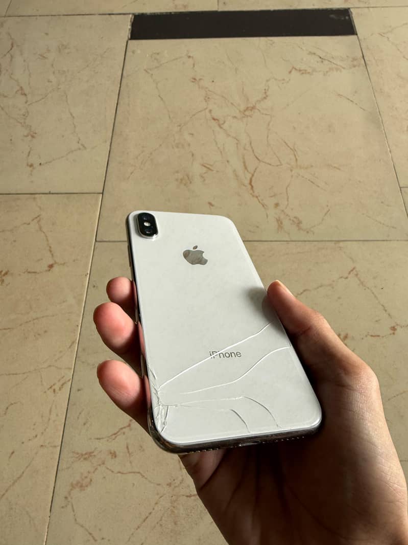 Apple iPhone X 1
