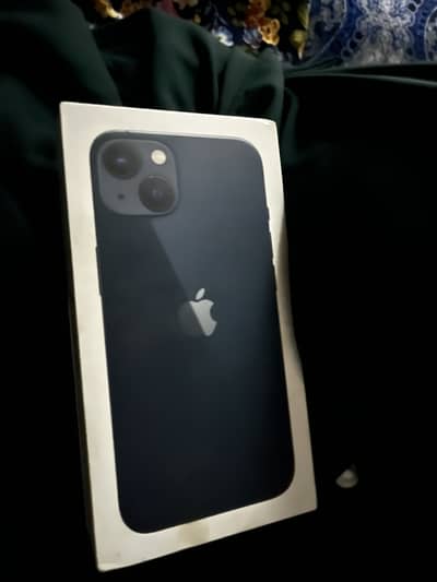I phone 13 128 gb 92 helth.  All okay set