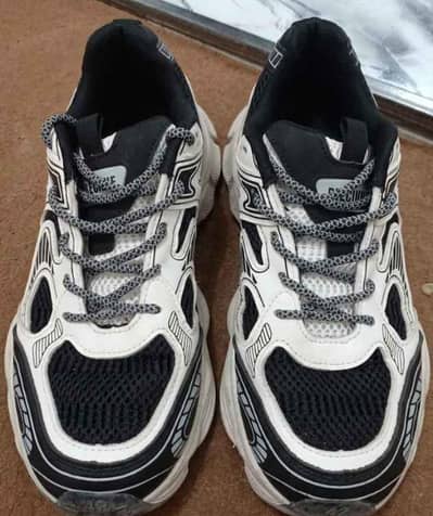 Jogger Size 8