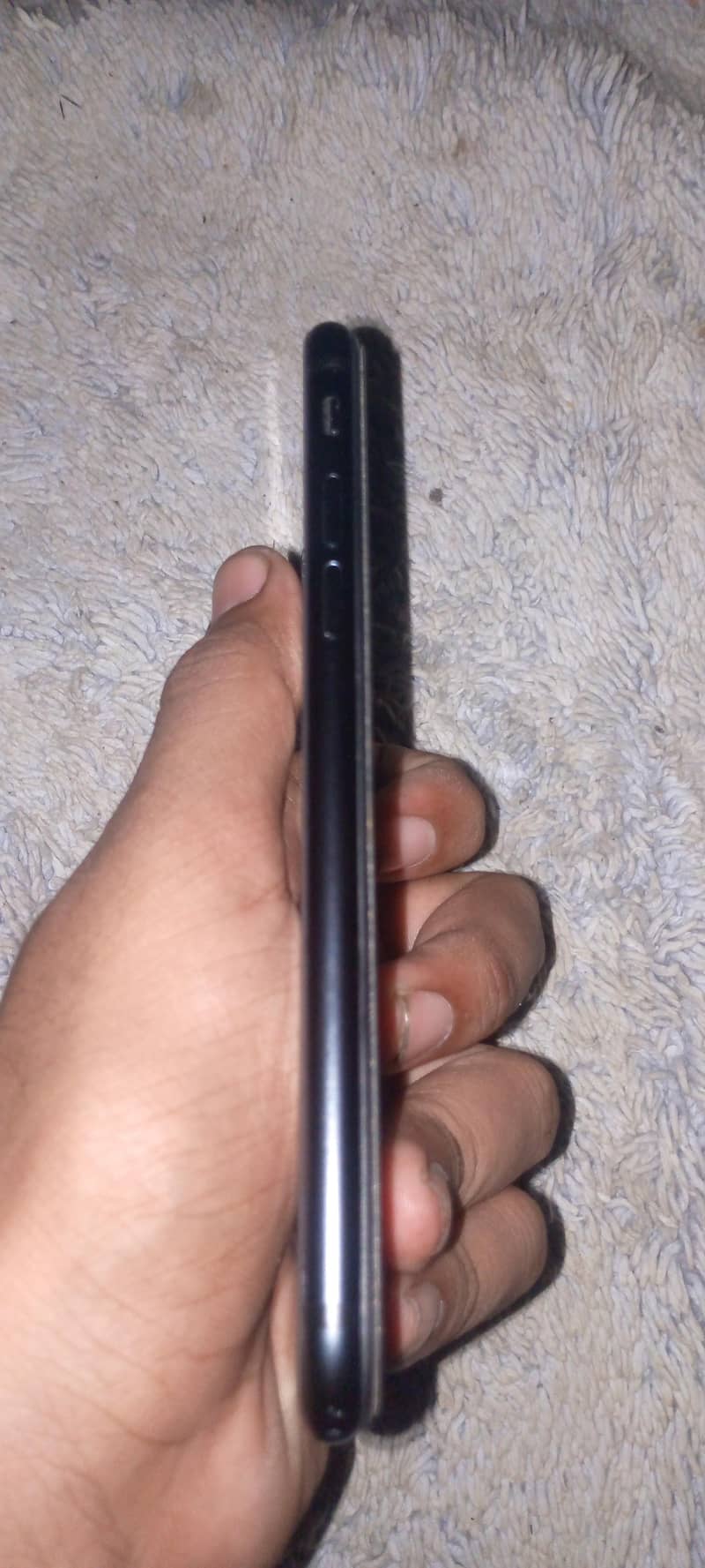Apple iPhone SE 3