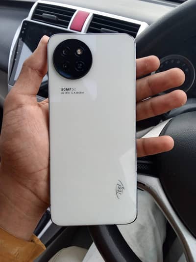 Itel S23 (8GB RAM / 128GB) - Complete Box - 10/9 Condition