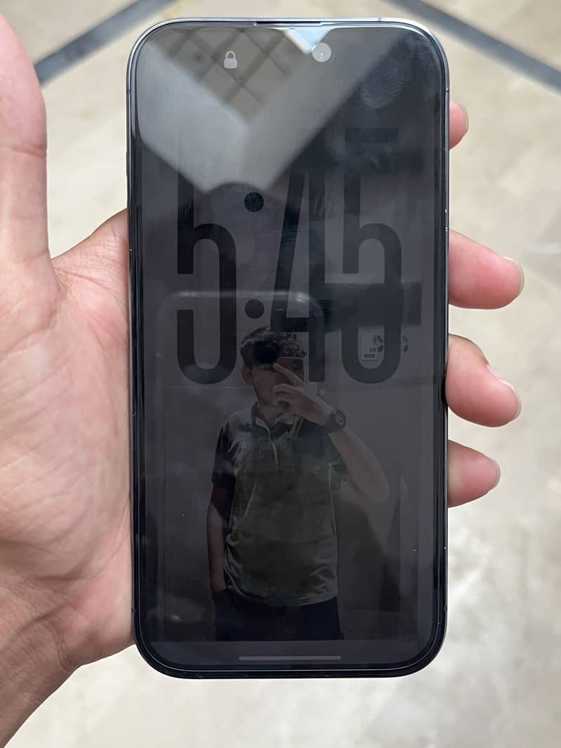 Apple iPhone 14 Pro 2