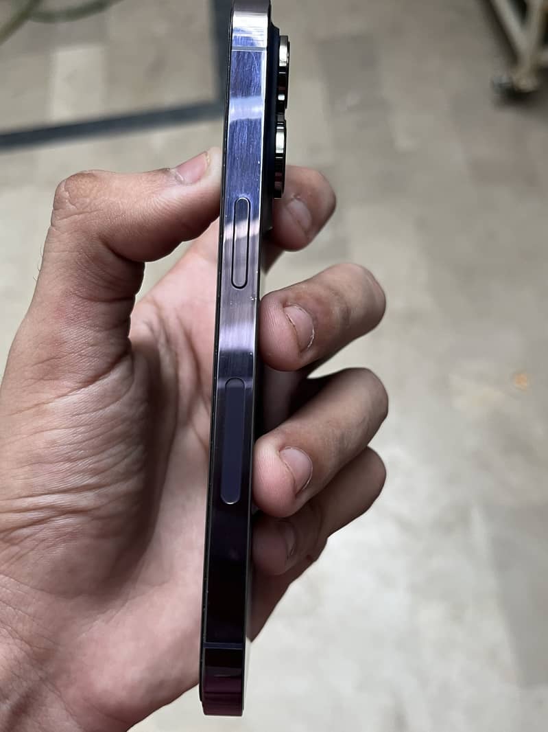 Apple iPhone 14 Pro 3
