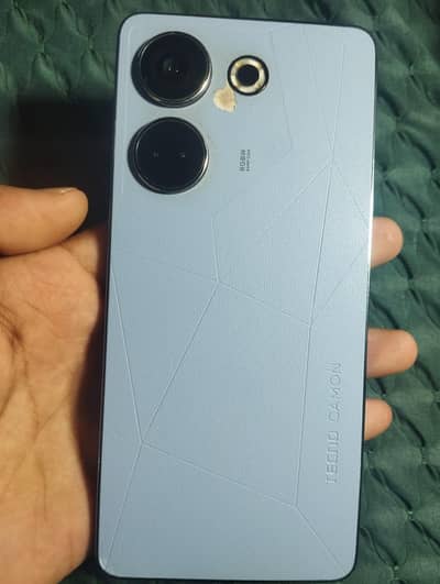 Tecno CAMON 20