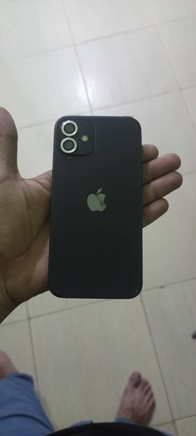 Apple iPhone 12