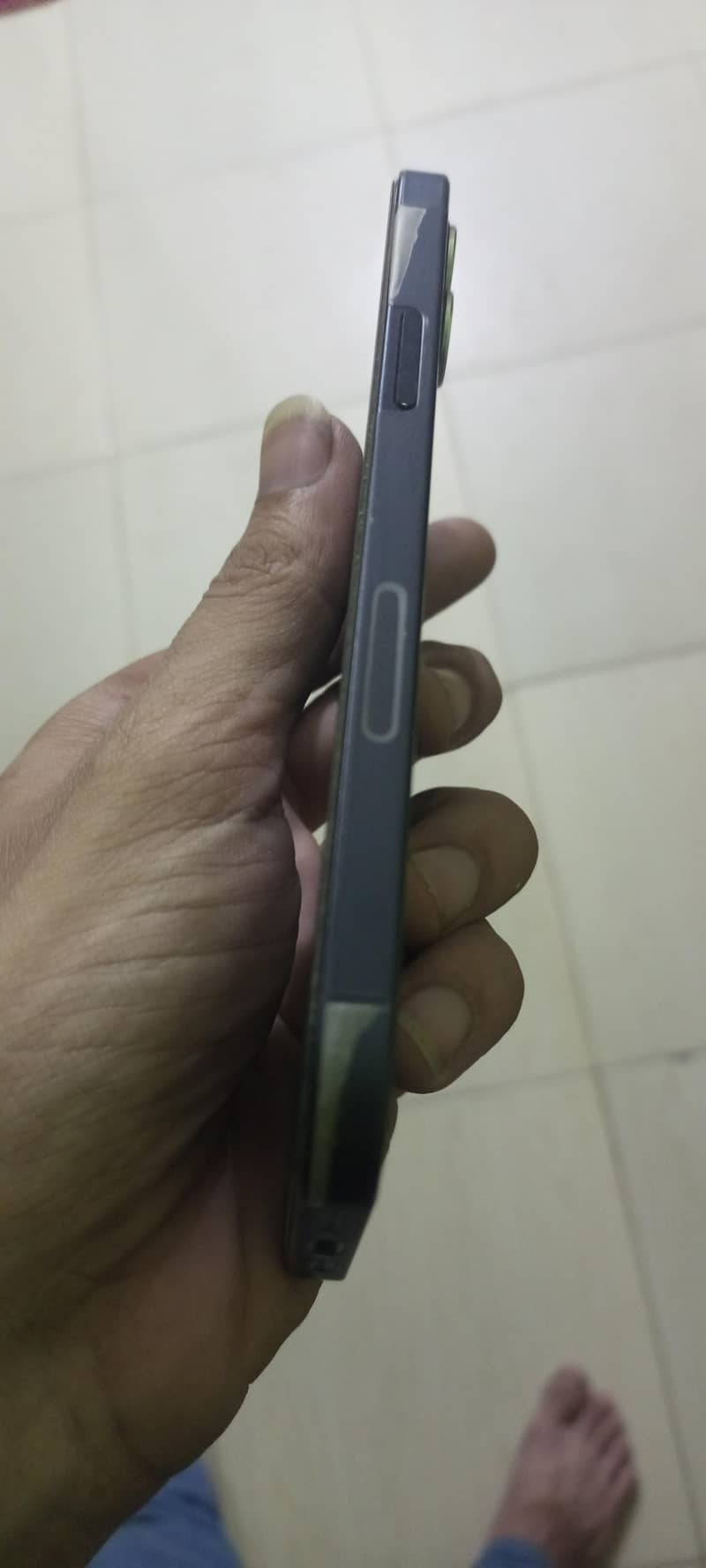 Apple iPhone 12 4
